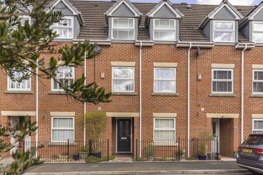 Images for Bucklow Gardens, Lymm