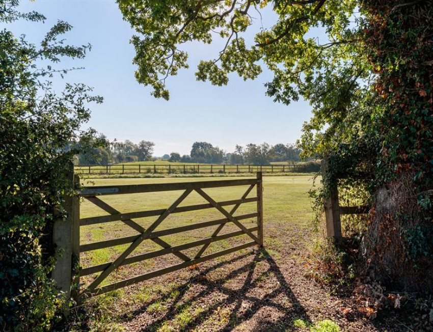 Images for Over 3000 square feet in 1.49 acre in Rushton, Tarporley