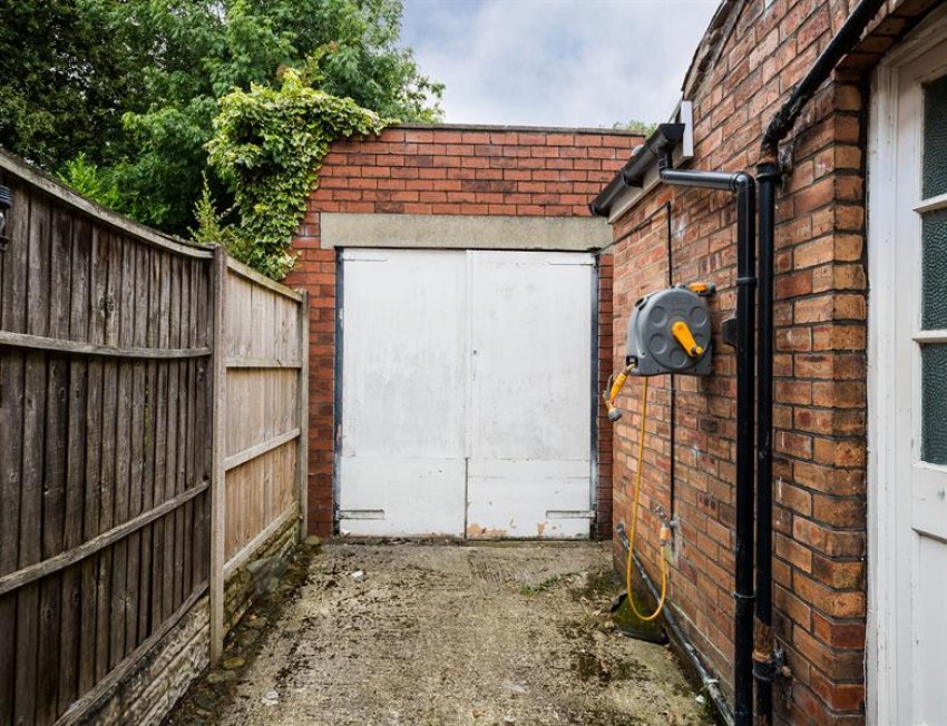 Images for Latham Avenue, Helsby, Frodsham