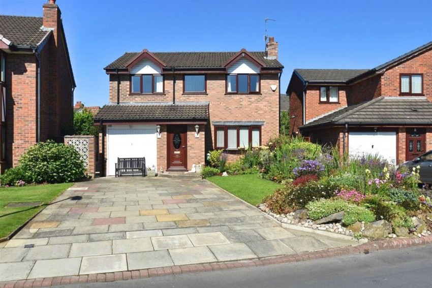 Images for The Crofters, Sale, M33