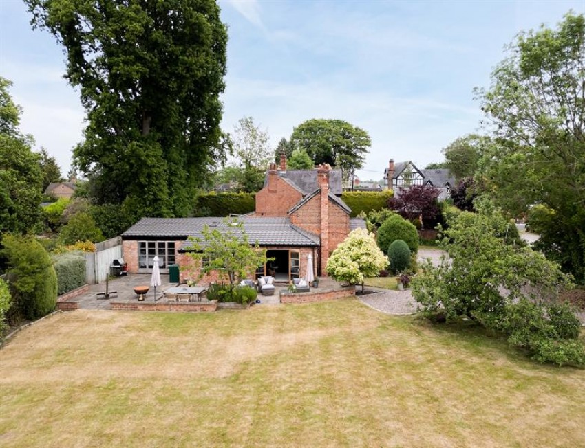 Images for House of character and quality in just under half an acre in Bunbury Heath