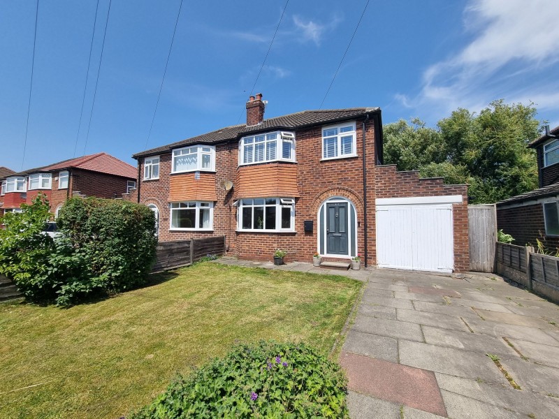 Glebelands Road, Sale, M33