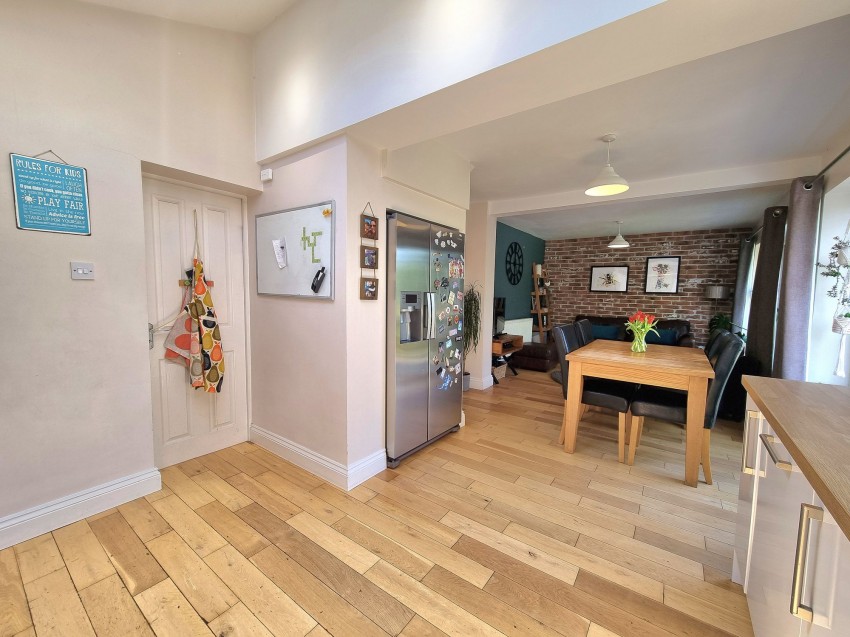 Images for Glebelands Road, Sale, M33