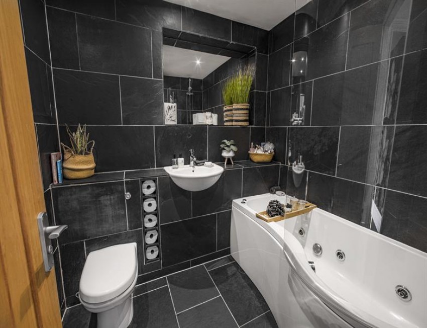 Images for Melksham Close, Macclesfield
