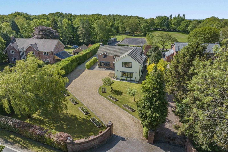 Northwich Road, Cranage, Knutsford