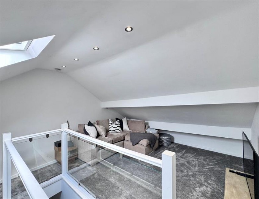 Images for Turnlee Road, Glossop
