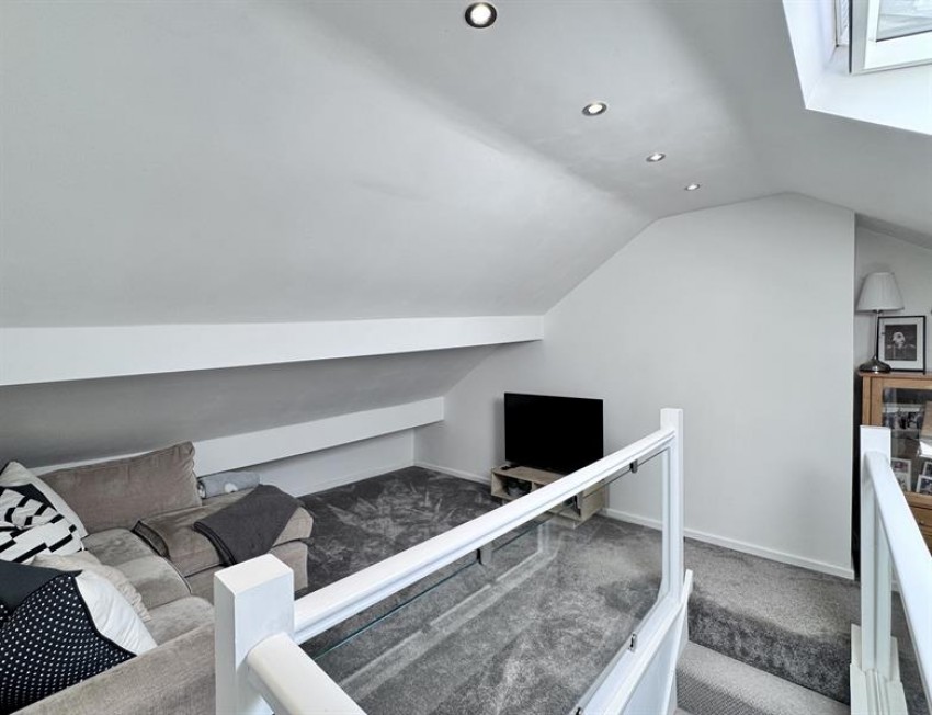 Images for Turnlee Road, Glossop
