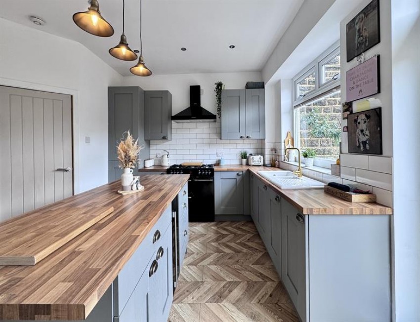 Images for Turnlee Road, Glossop
