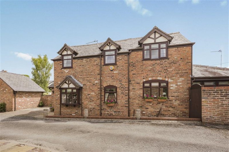 Booths Hill Road, Lymm