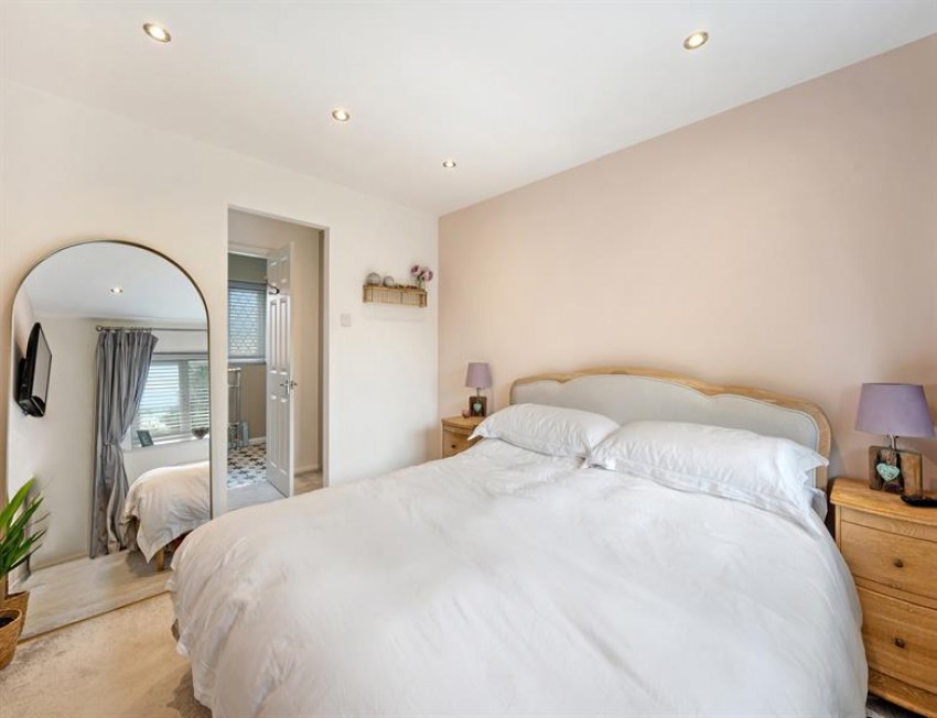 Images for Meadow Close, Hale