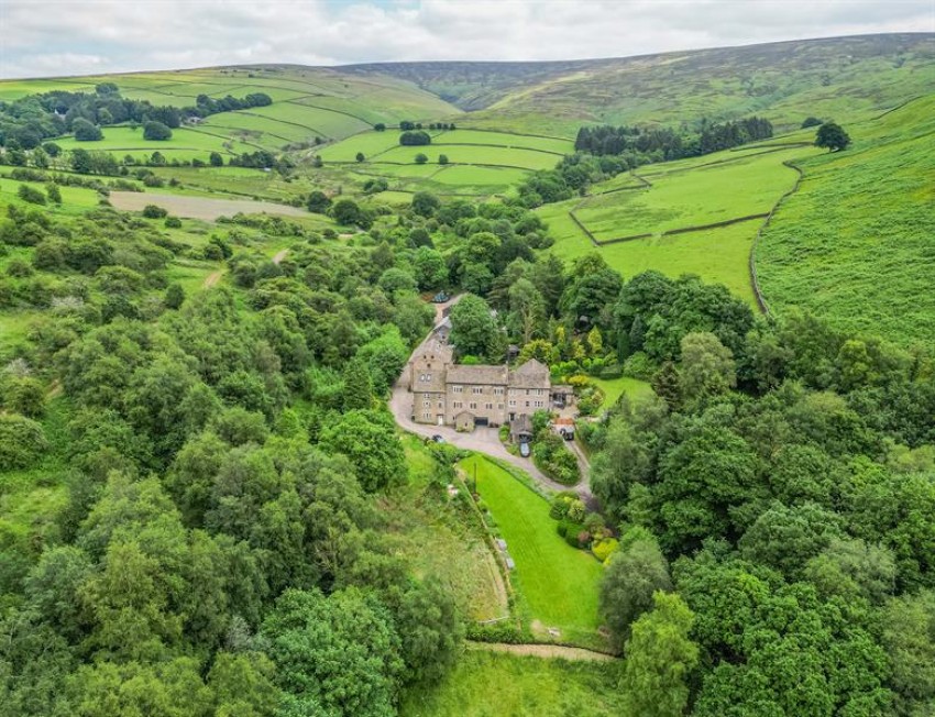 Images for Chunal, Glossop