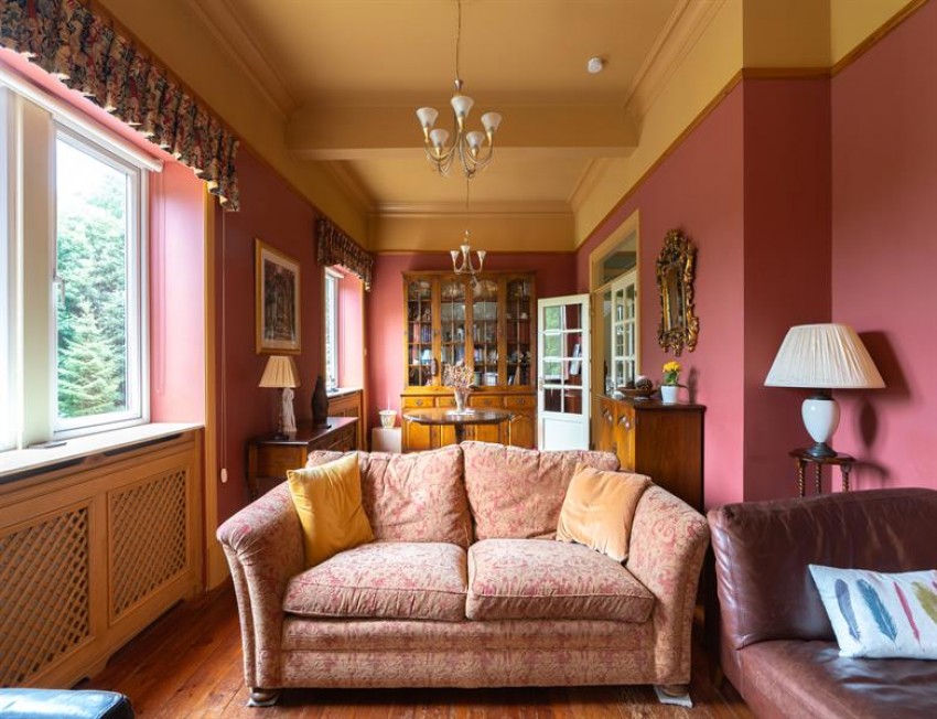 Images for Chunal, Glossop