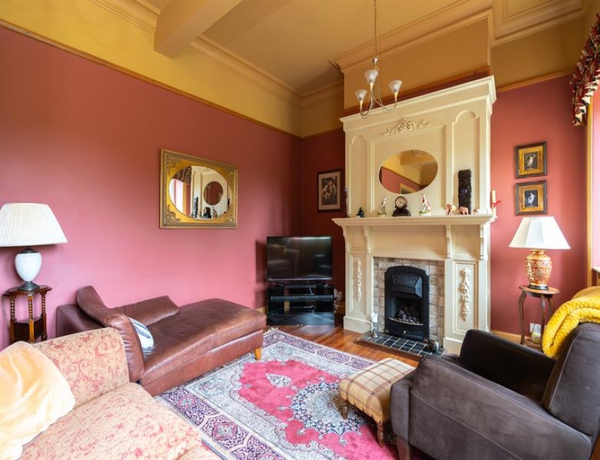 Images for Chunal, Glossop