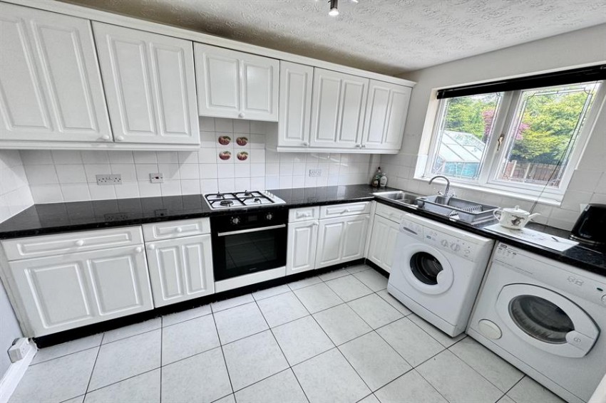 Images for Danesway, Chapel-En-Le-Frith, High Peak