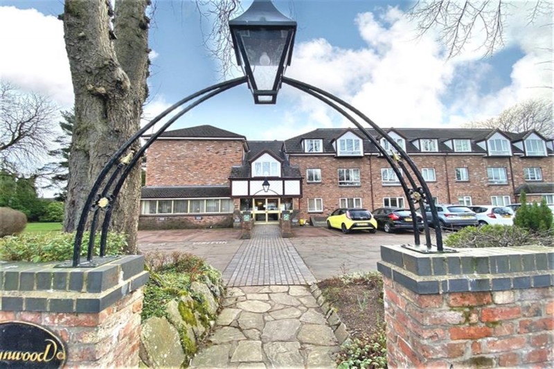 Lynwood, Victoria Road, Wilmslow