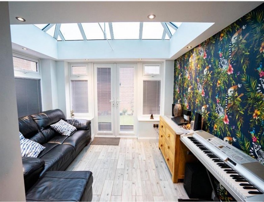 Images for Bucklow Gardens, Lymm