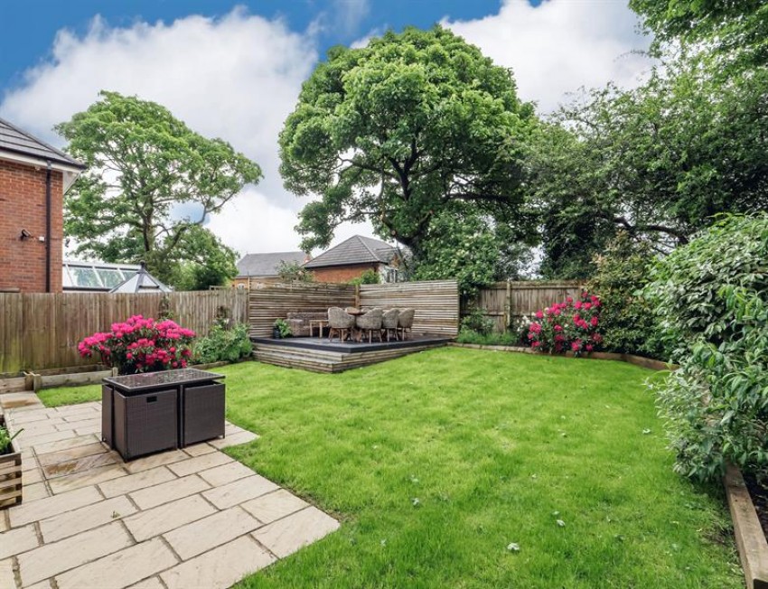 Images for Kew Close, Macclesfield