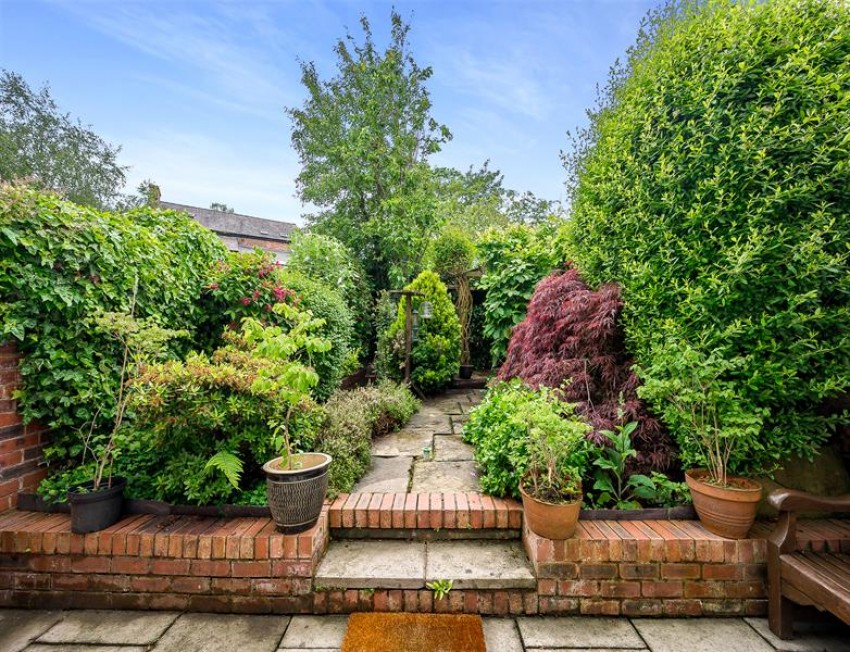 Images for Hale Road, Hale