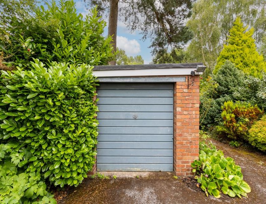 Images for Overdale Lane, Oakmere
