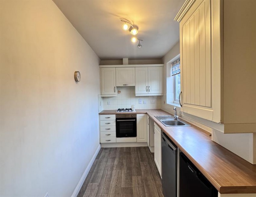Images for Osborne Place, Hadfield, Glossop