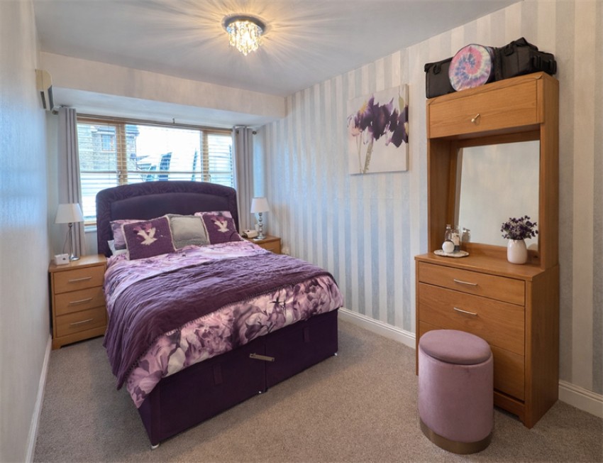 Images for Valemount, Hadfield, Glossop