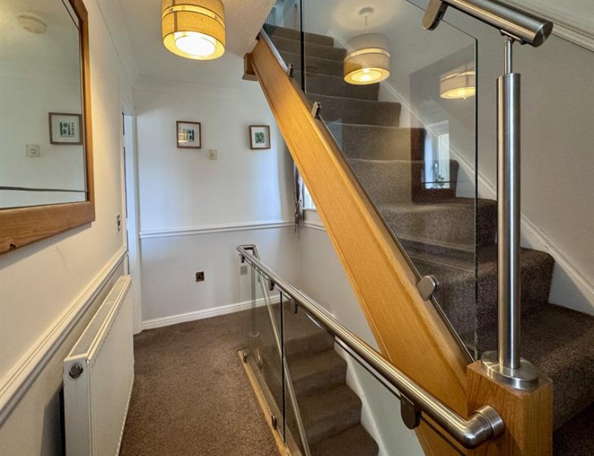 Images for Valemount, Hadfield, Glossop