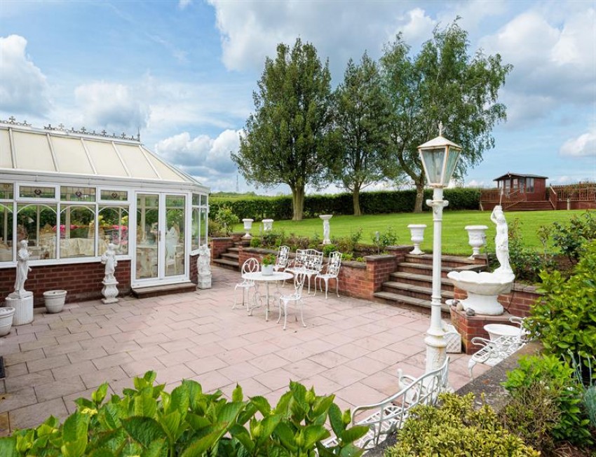 Images for Meeting House Lane,Newton,Frodsham