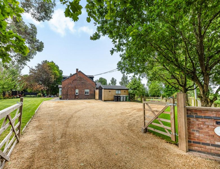 Images for Hollins View, Bosley