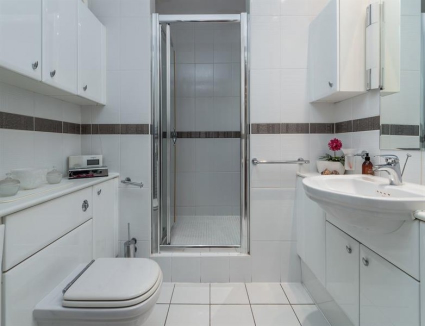 Images for Kingburys House, St. Hilarys Park, Alderley Edge
