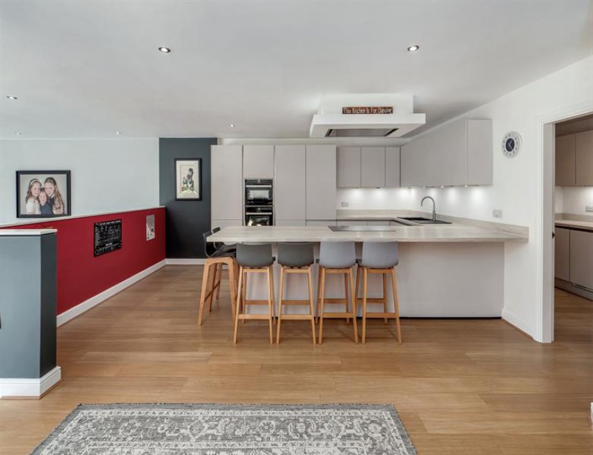 Images for Castle Hill, Prestbury, Macclesfield