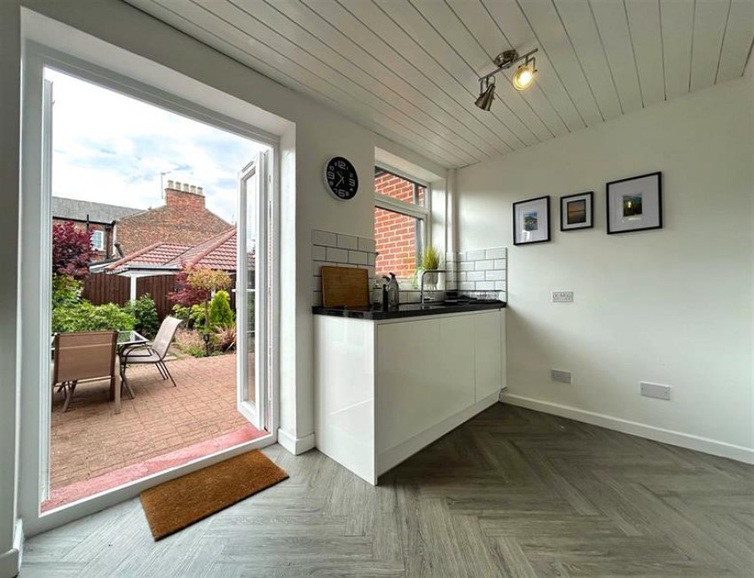 Images for Glebelands Road, Sale