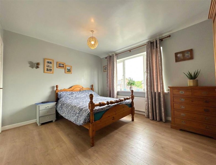Images for Glebelands Road, Sale