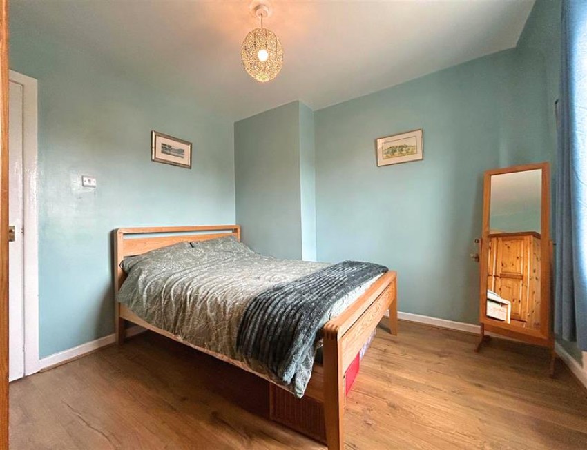 Images for Glebelands Road, Sale