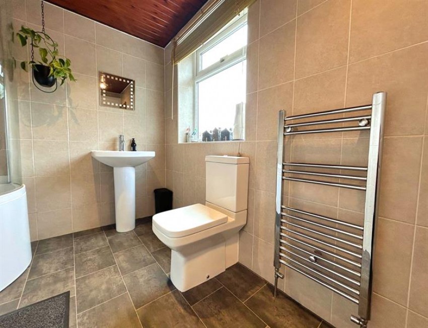 Images for Glebelands Road, Sale