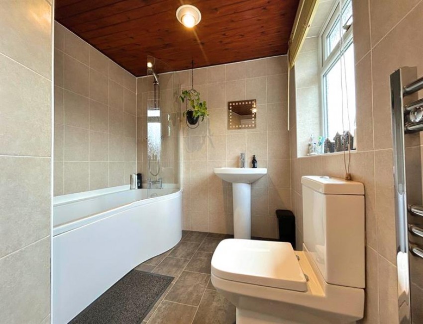Images for Glebelands Road, Sale
