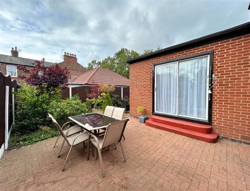 Images for Glebelands Road, Sale