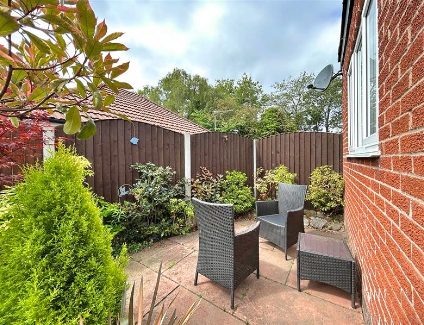 Images for Glebelands Road, Sale