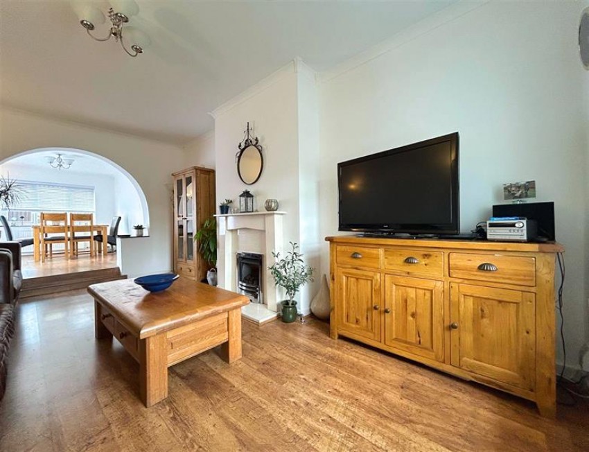Images for Glebelands Road, Sale