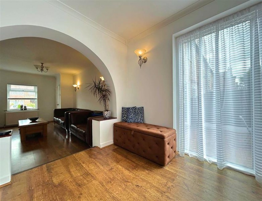 Images for Glebelands Road, Sale