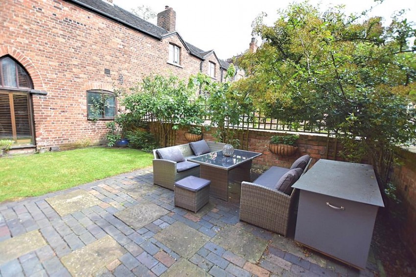 Images for School Farm Court, Walnut Tree Lane, Bradwall