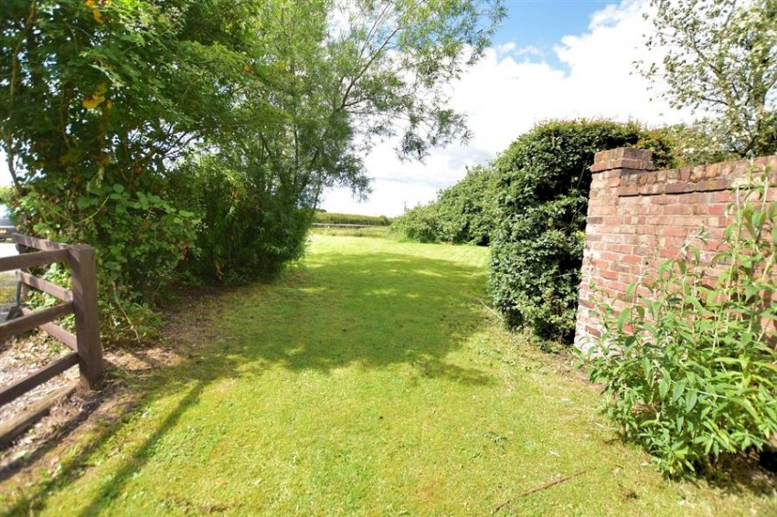 Images for School Farm Court, Walnut Tree Lane, Bradwall