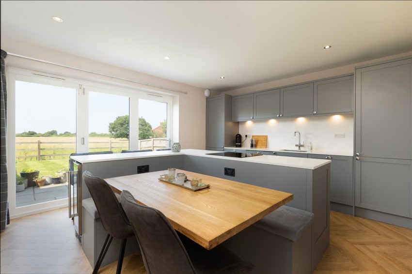 Images for Outstanding views and tranquility in Newton by Tattenhall