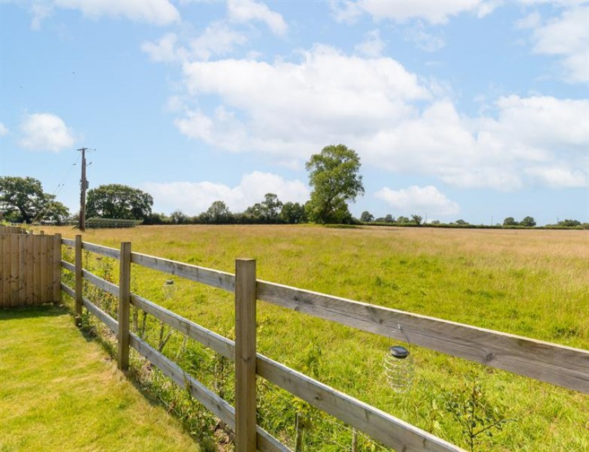 Images for Outstanding views and tranquility in Newton by Tattenhall
