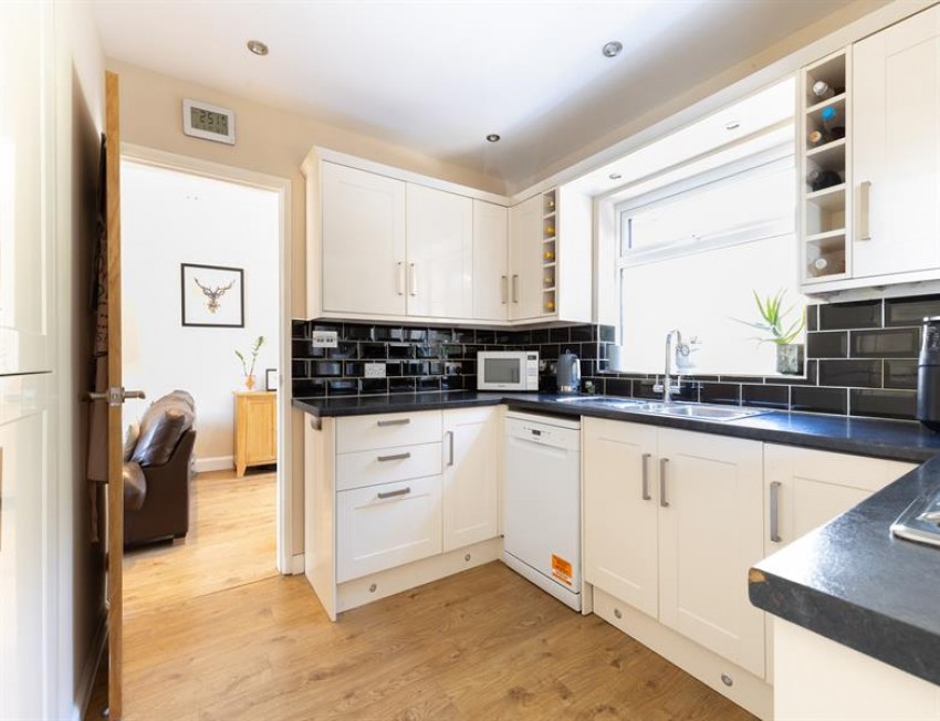 Images for Superb views, landscaped garden and four bedrooms in Hillside Road, Kelsall