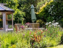 Images for Picturesque cottage of supreme quality in Horsley Lane, Beeston