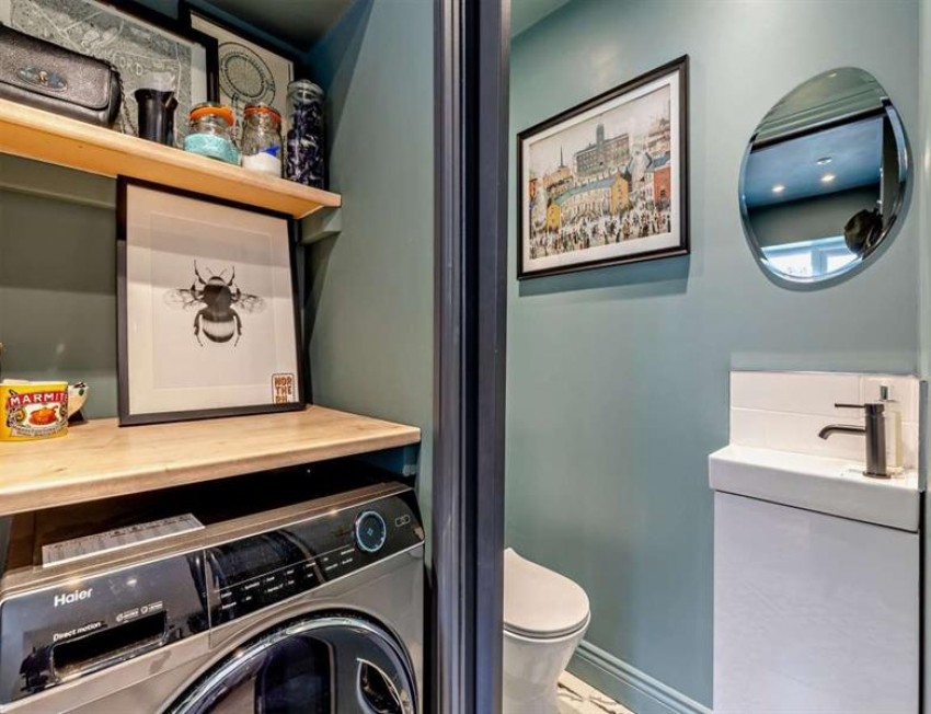 Images for Chestnut Close, Wilmslow