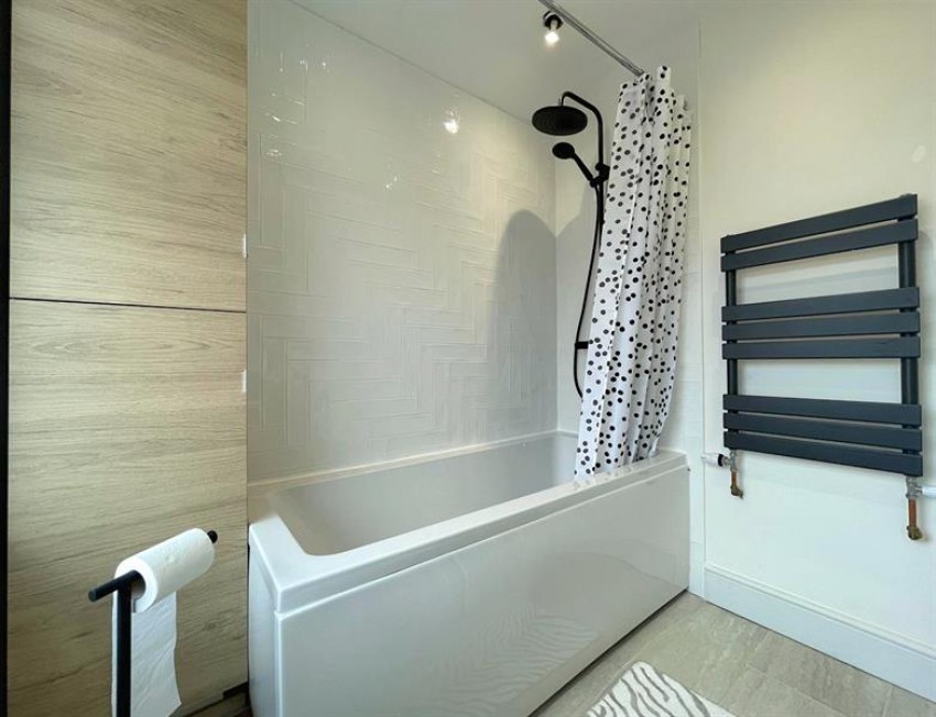 Images for Carrington Lane, Sale