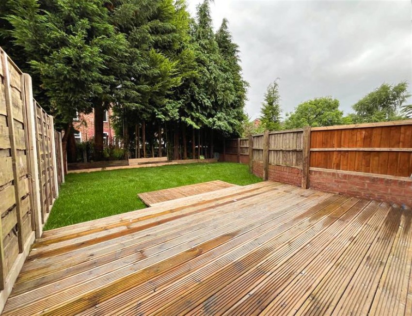 Images for Simons Close, Sale