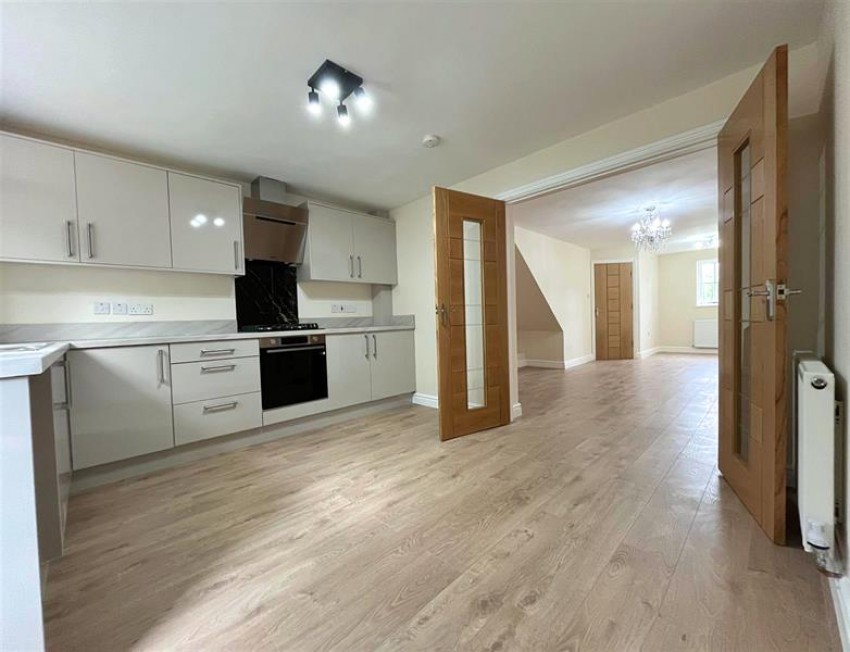 Images for Simons Close, Sale
