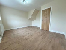 Images for Simons Close, Sale